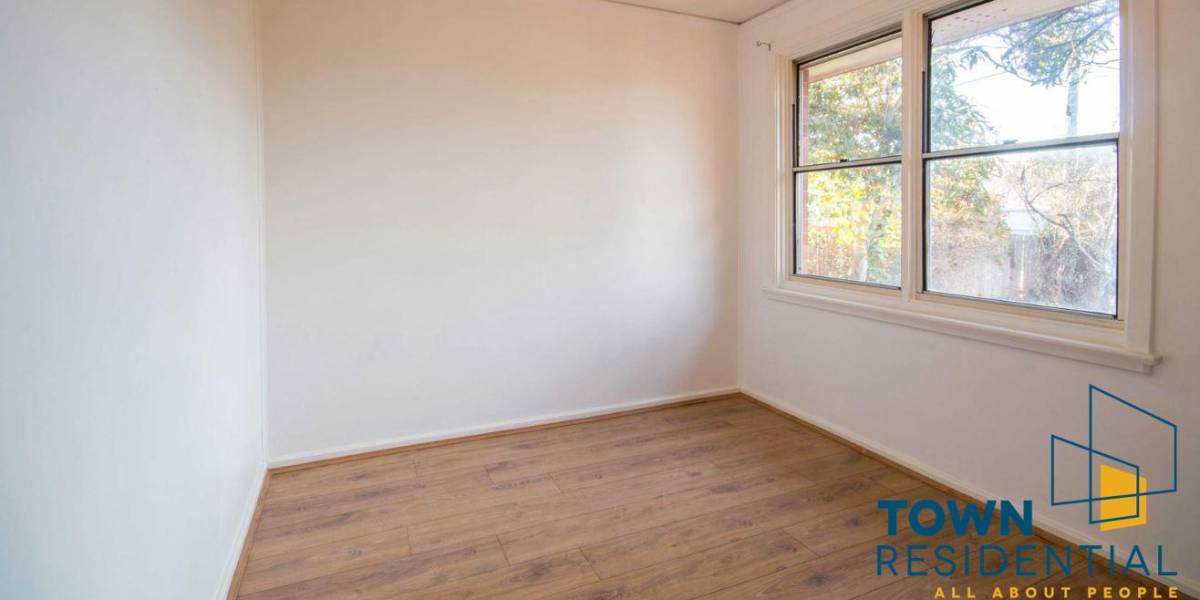 49 Walker Crescent, NARRABUNDAH, ACT 2604 AUS