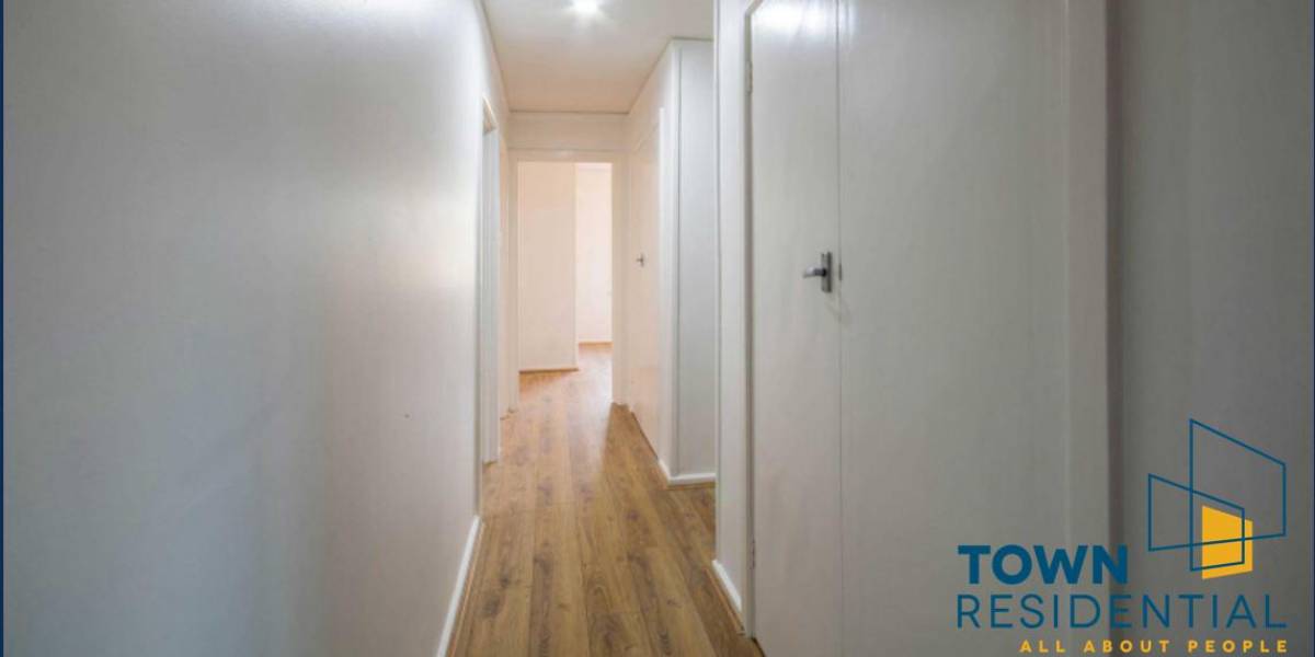 49 Walker Crescent, NARRABUNDAH, ACT 2604 AUS