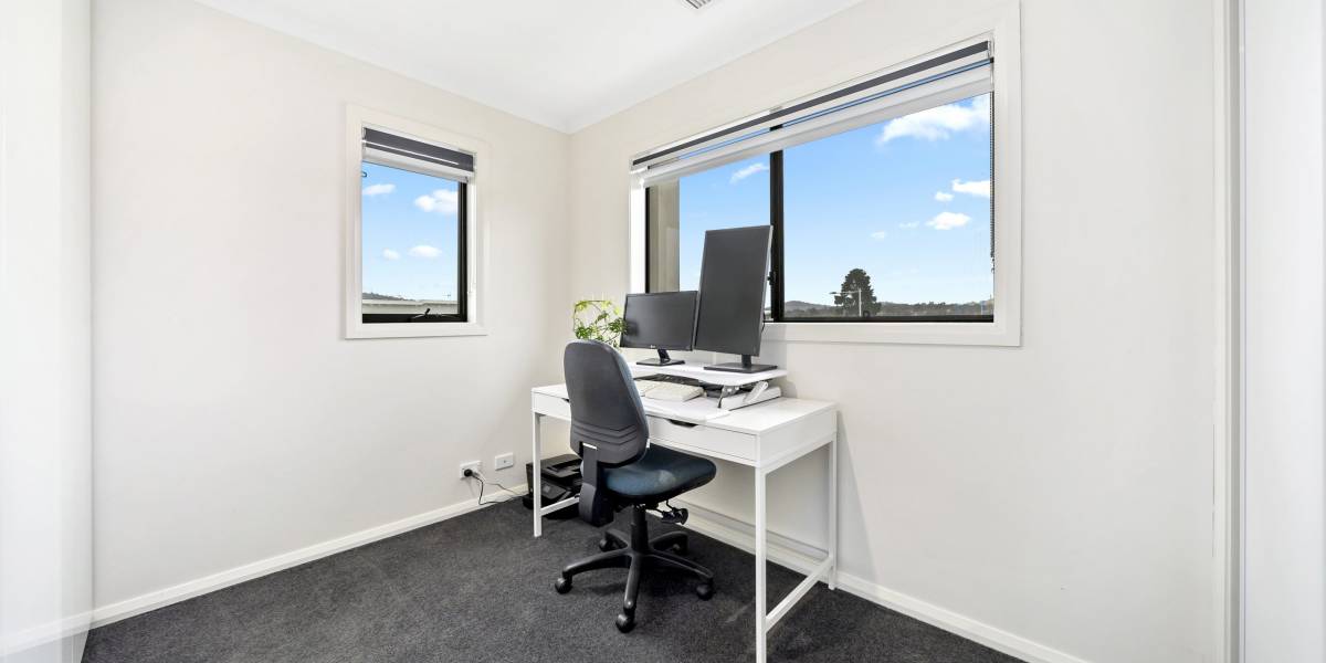 2 Taggart Terrace, COOMBS, ACT 2611 AUS