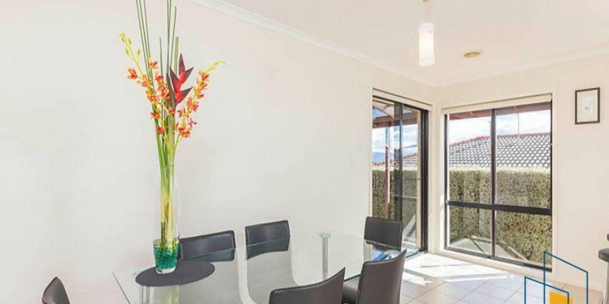 5 McDonnell Close, DUNLOP, ACT 2615 AUS