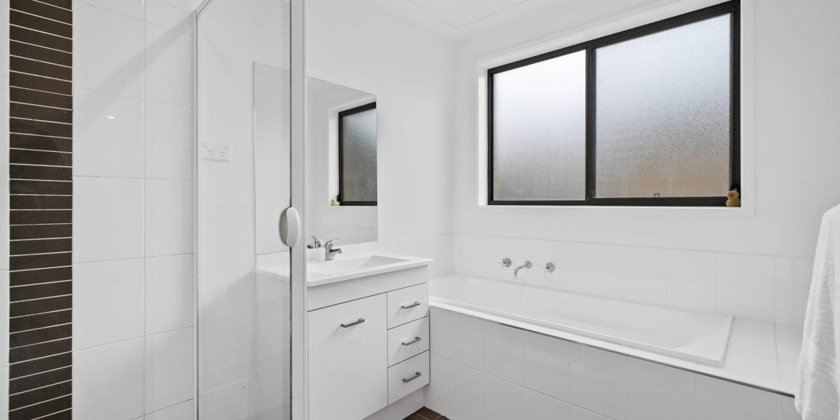 2/204 Mcfarlane Burnet Avenue, MACGREGOR, ACT 2615 AUS