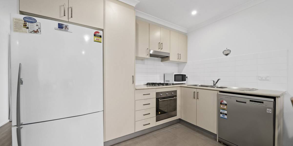 2/204 Mcfarlane Burnet Avenue, MACGREGOR, ACT 2615 AUS