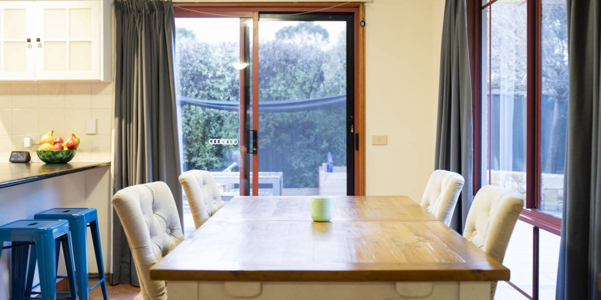 27 Britten Jones Drive, HOLT, ACT 2615 AUS