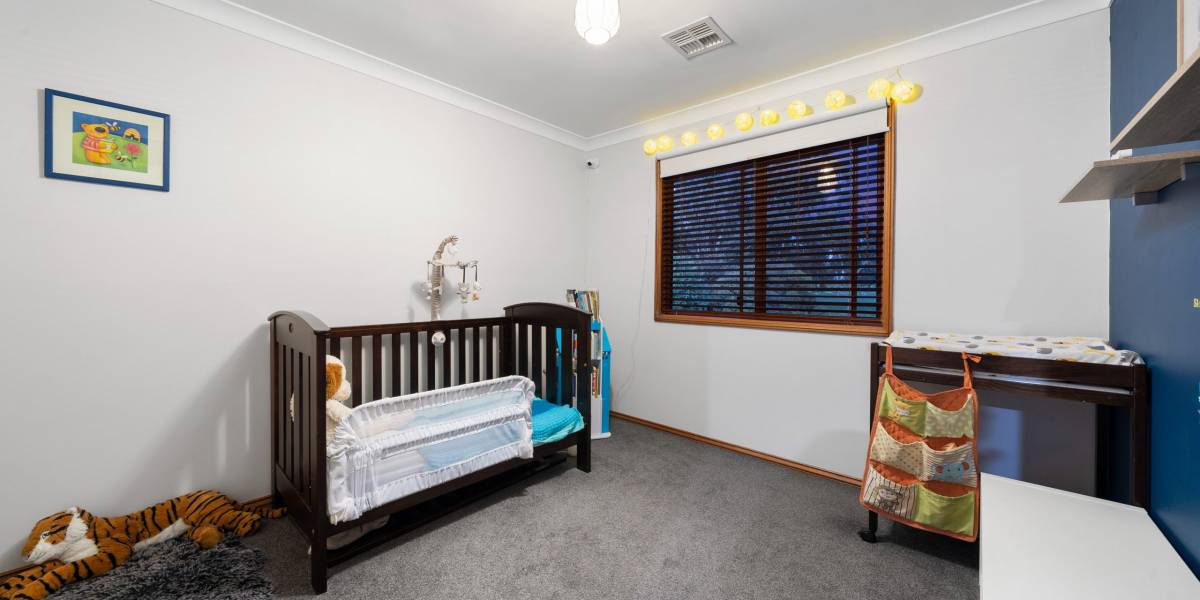 27 Britten Jones Drive, HOLT, ACT 2615 AUS
