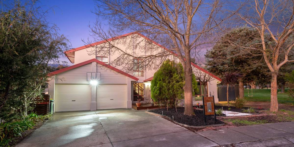 27 Britten Jones Drive, HOLT, ACT 2615 AUS