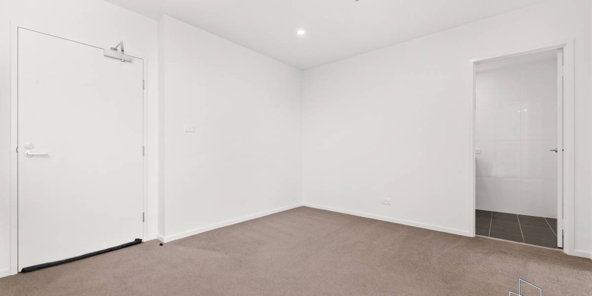 141/7 IRVING STREET, PHILLIP, ACT 2606 AUS