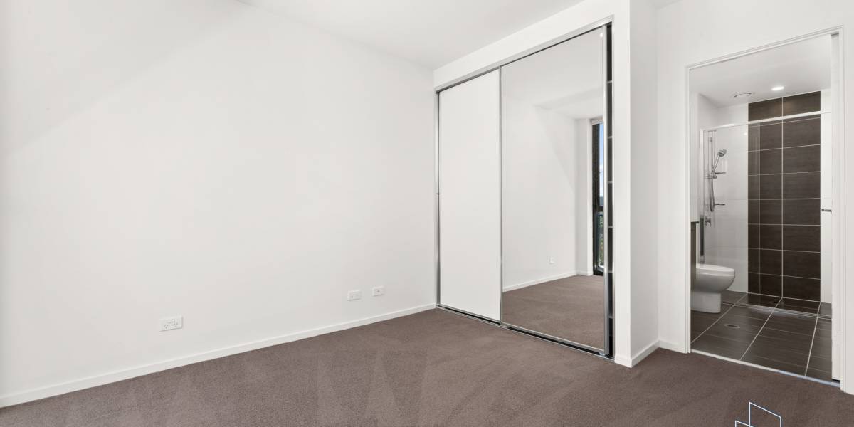 141/7 IRVING STREET, PHILLIP, ACT 2606 AUS