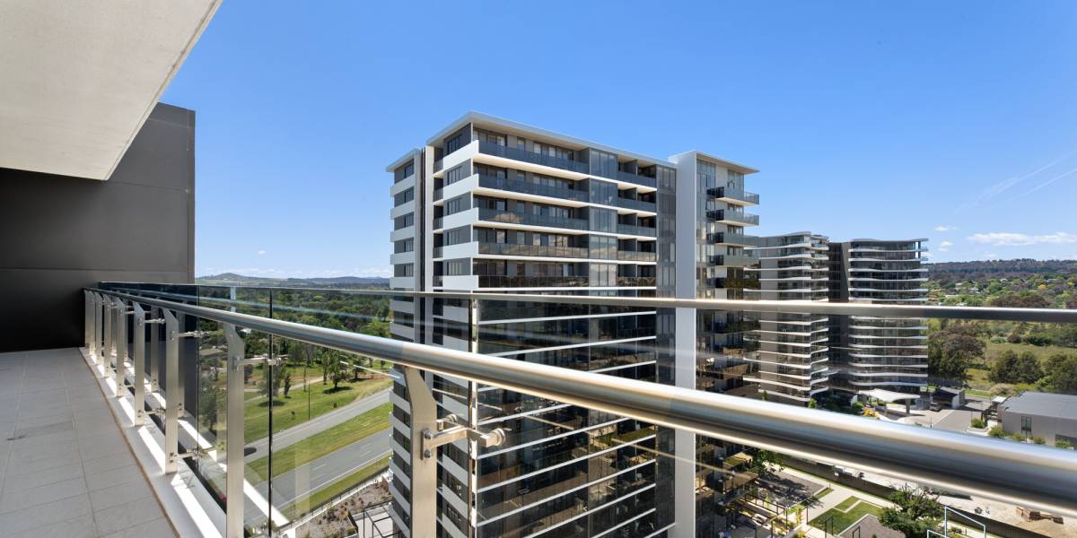 141/7 IRVING STREET, PHILLIP, ACT 2606 AUS