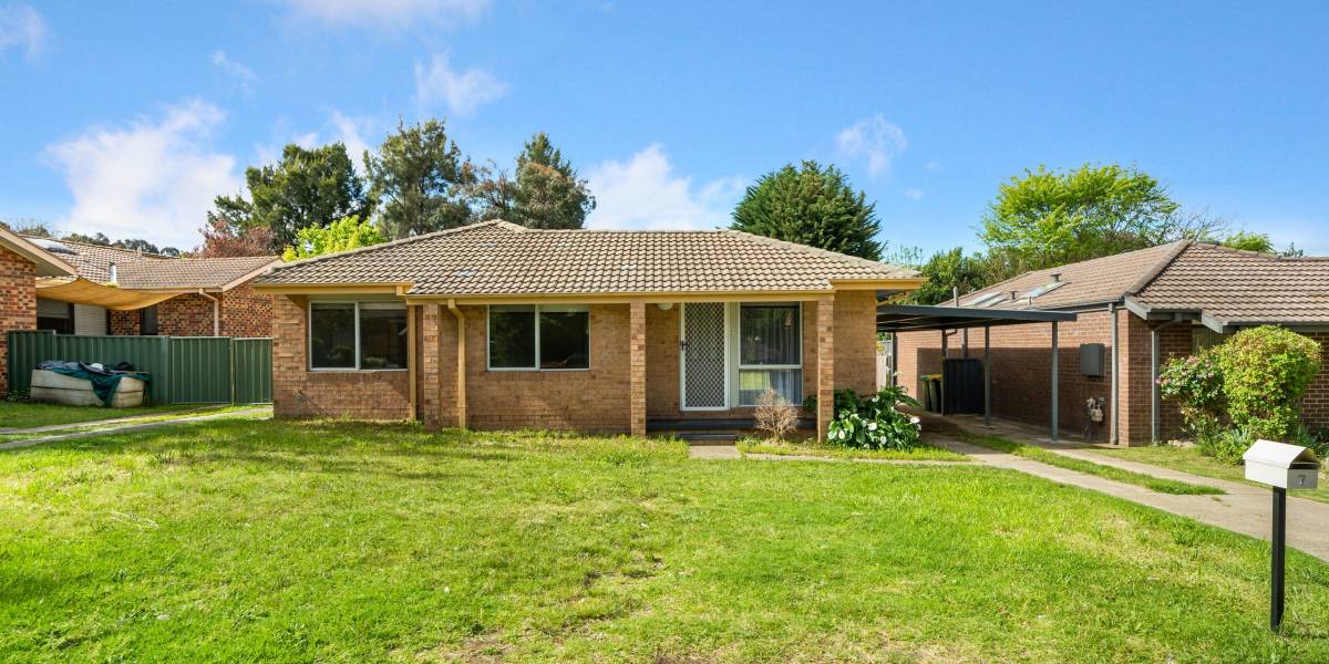 7 Dorrit Black Crescent, LYNEHAM, ACT 2602 AUS