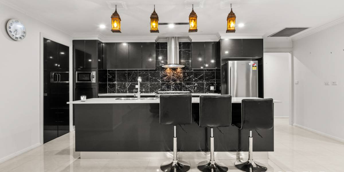 8 Ikara Close, DUNLOP, ACT 2615 AUS