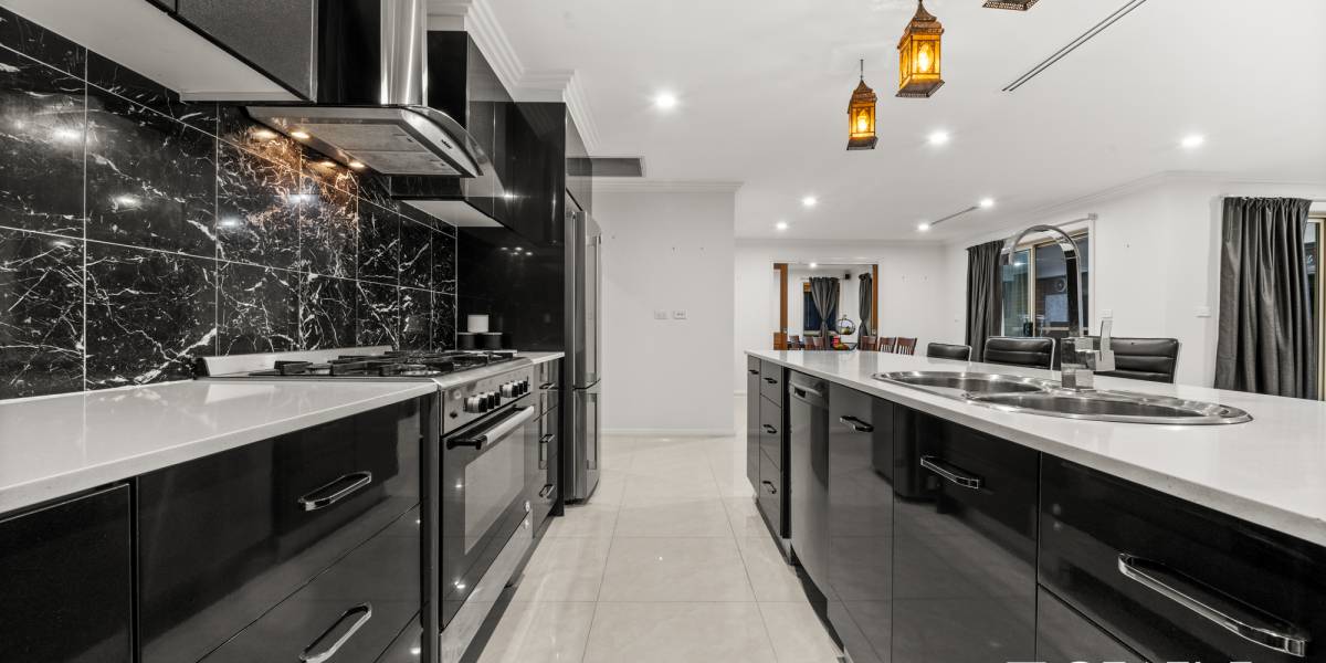 8 Ikara Close, DUNLOP, ACT 2615 AUS