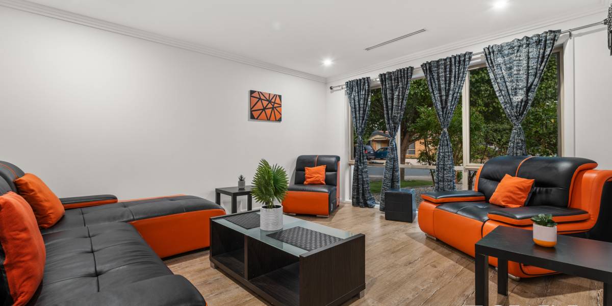 8 Ikara Close, DUNLOP, ACT 2615 AUS
