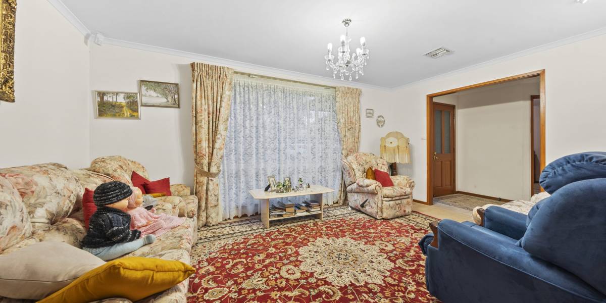 9 Gudgenby Close, PALMERSTON, ACT 2913 AUS