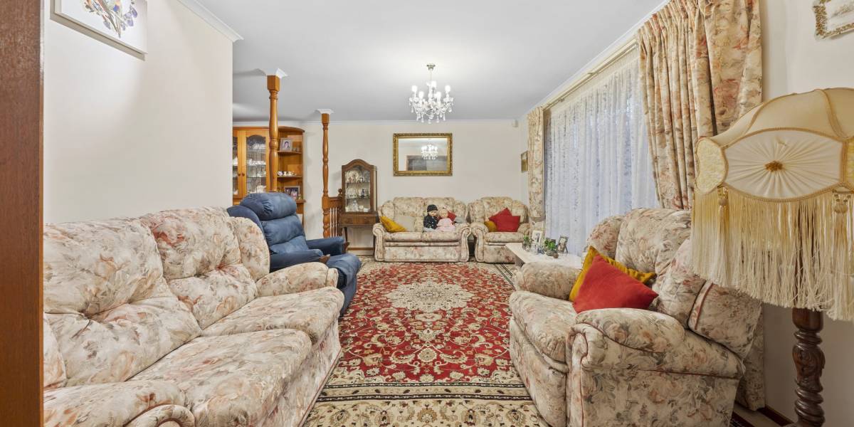 9 Gudgenby Close, PALMERSTON, ACT 2913 AUS
