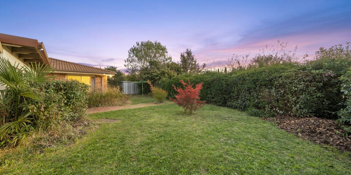 9 Gudgenby Close, PALMERSTON, ACT 2913 AUS