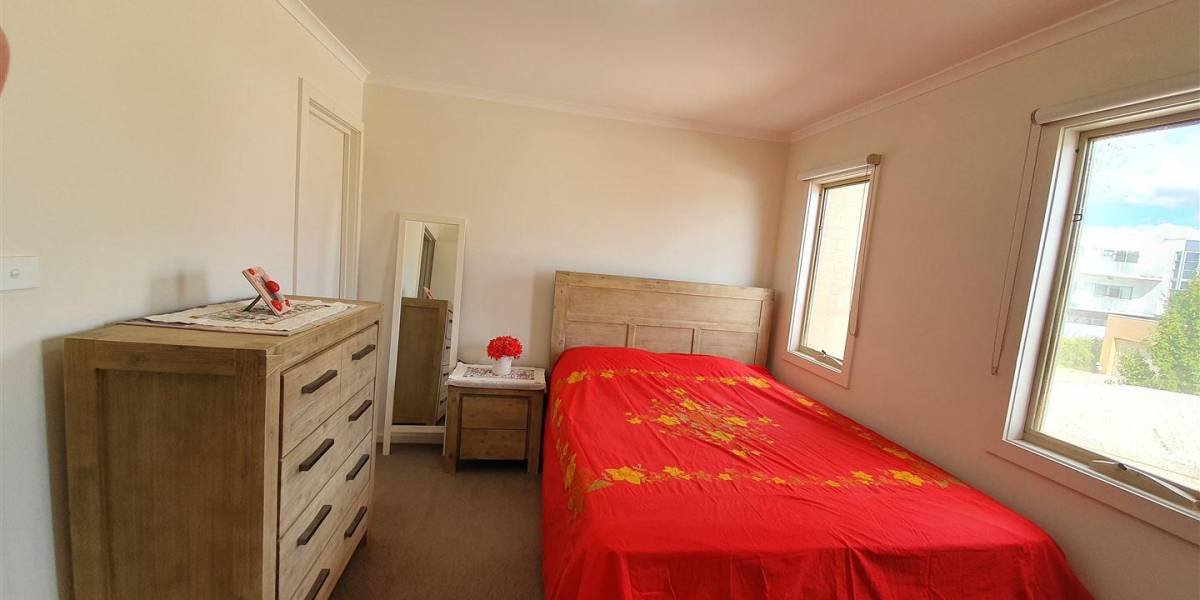 16/35 Clare Burton Crescent, FRANKLIN, ACT 2913 AUS