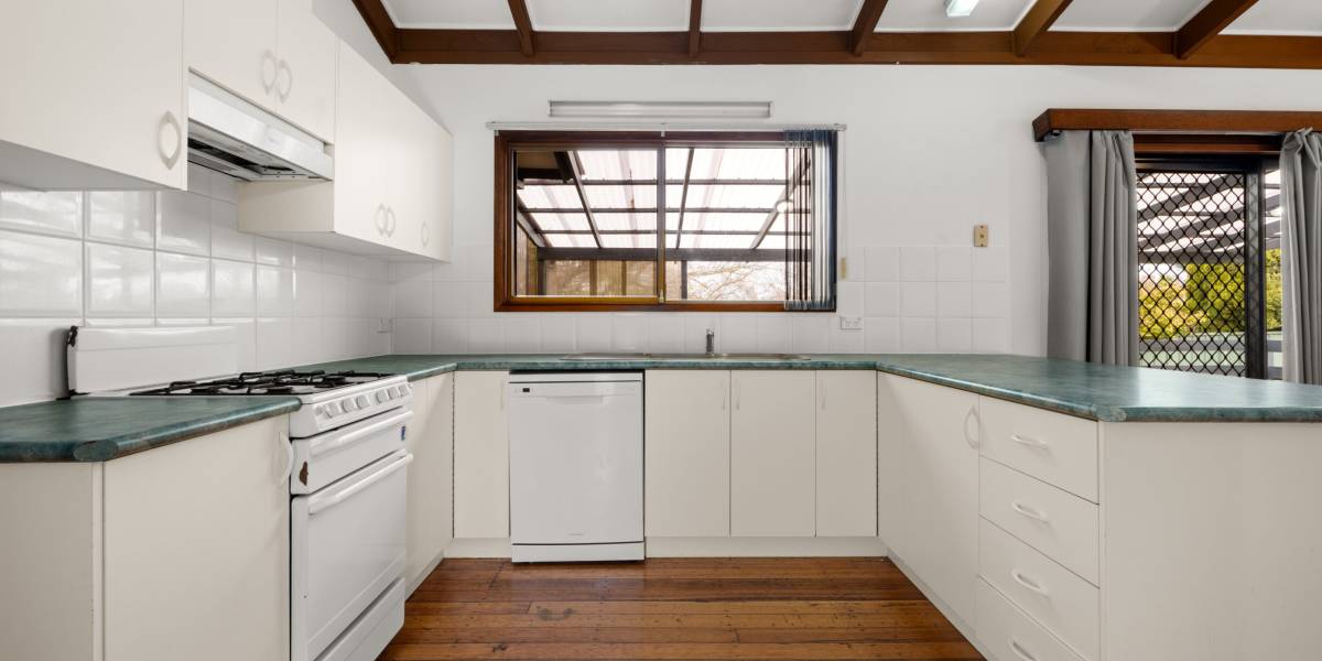 18 Vickers Crescent, FLYNN, ACT 2615 AUS