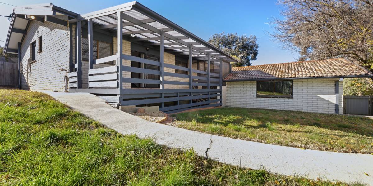 18 Vickers Crescent, FLYNN, ACT 2615 AUS