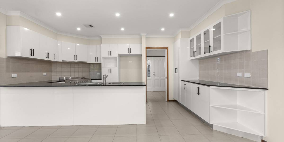 8 Simonetti Street, DUNLOP, ACT 2615 AUS