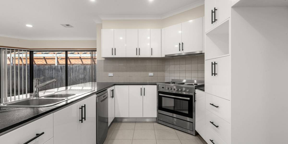 8 Simonetti Street, DUNLOP, ACT 2615 AUS