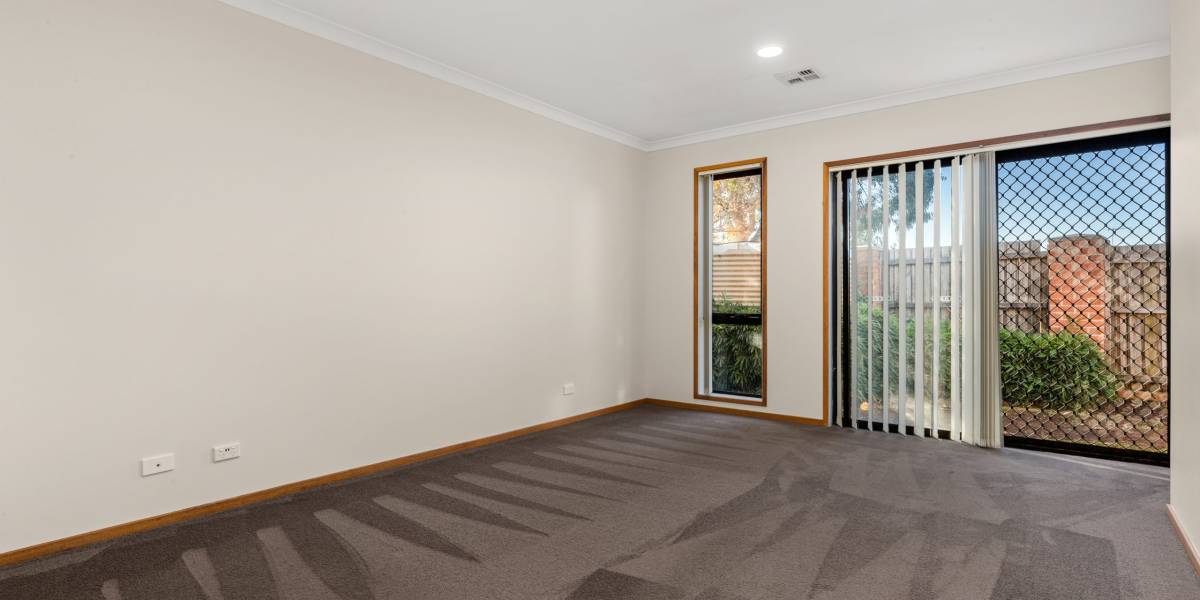 8 Simonetti Street, DUNLOP, ACT 2615 AUS