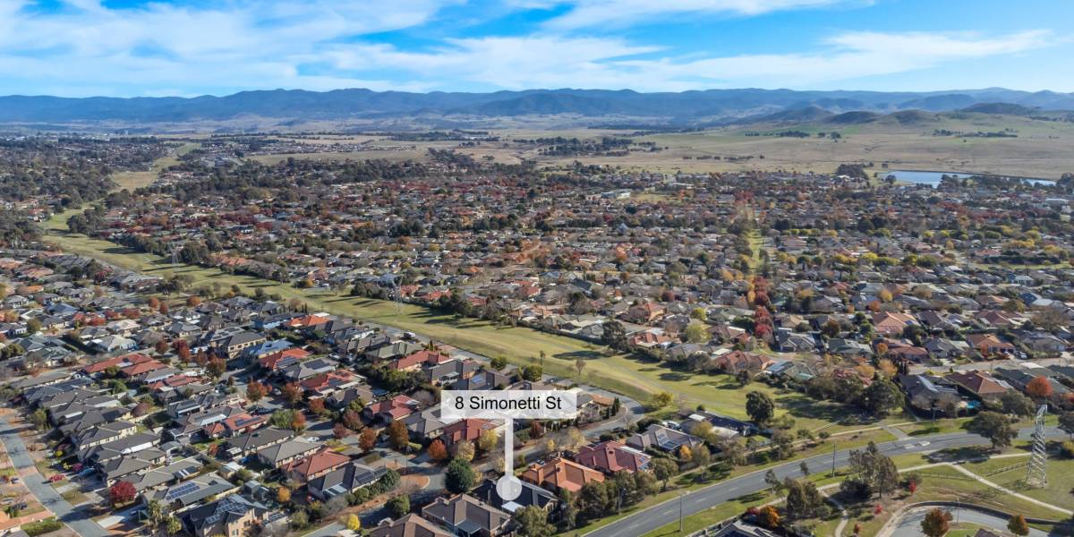 8 Simonetti Street, DUNLOP, ACT 2615 AUS