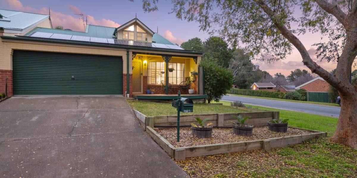 2 Watchorn Close, HOLT, ACT 2615 AUS