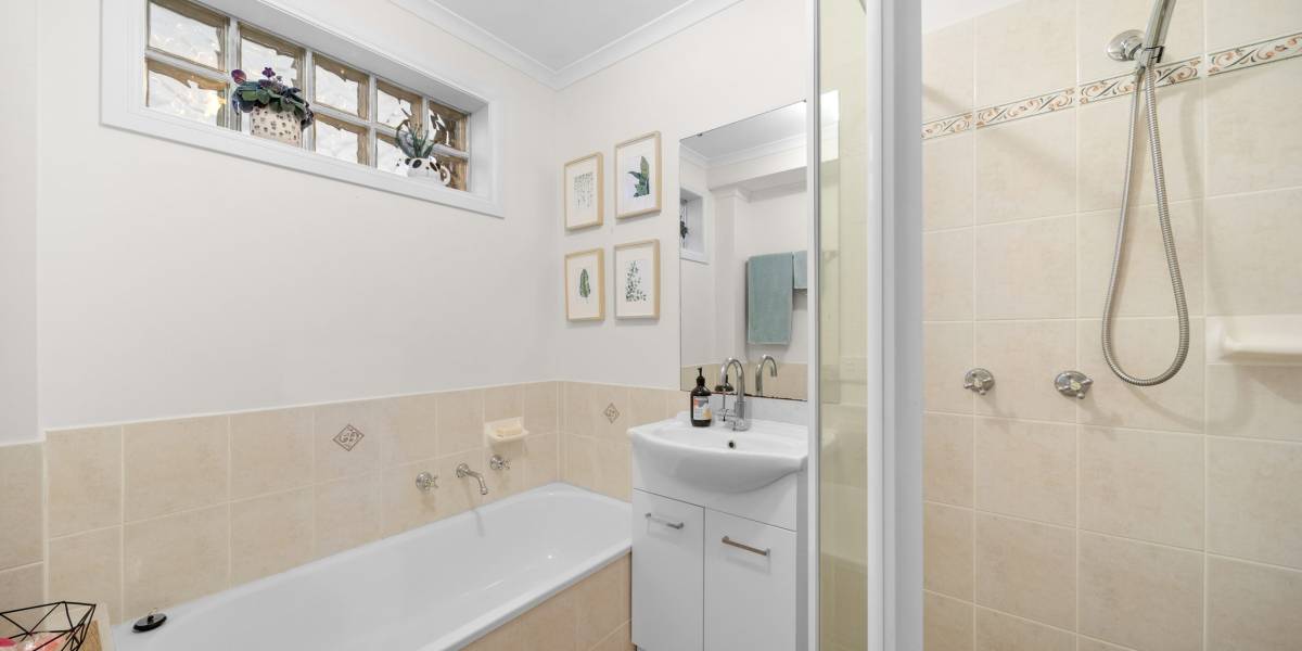 2 Watchorn Close, HOLT, ACT 2615 AUS