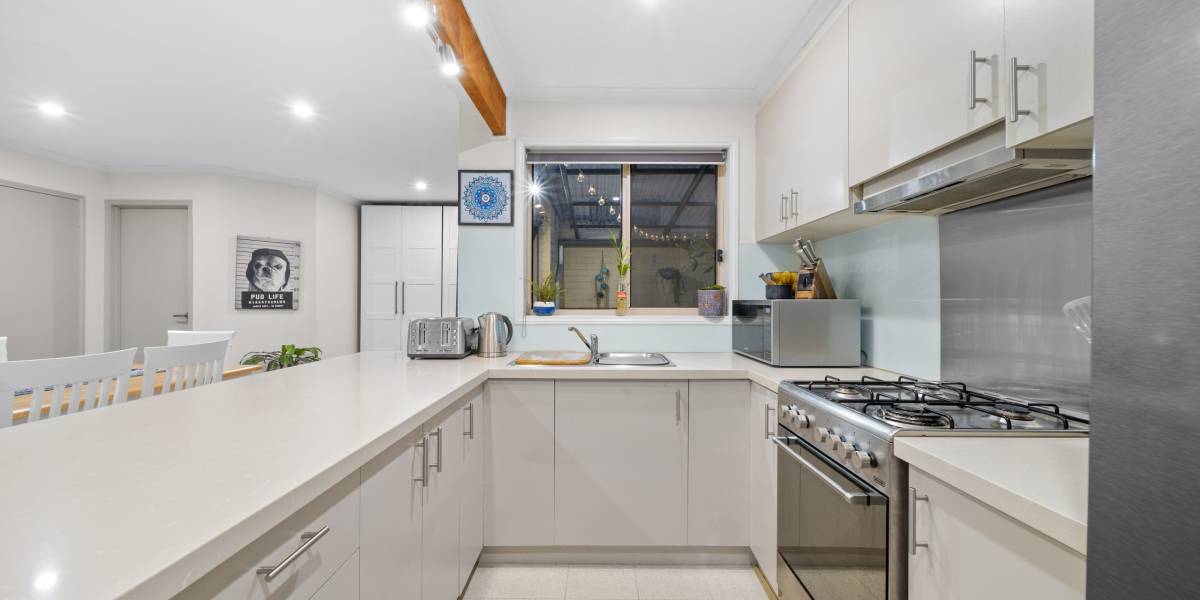 2 Watchorn Close, HOLT, ACT 2615 AUS