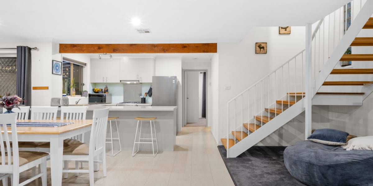 2 Watchorn Close, HOLT, ACT 2615 AUS