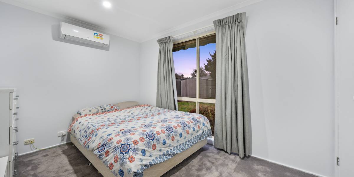 76 Keverstone Circuit, ISABELLA PLAINS, ACT 2905 AUS