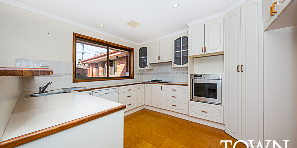30 Salmond Street, CHIFLEY, ACT 2606 AUS