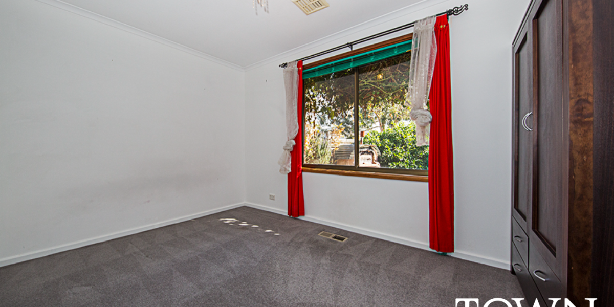 30 Salmond Street, CHIFLEY, ACT 2606 AUS