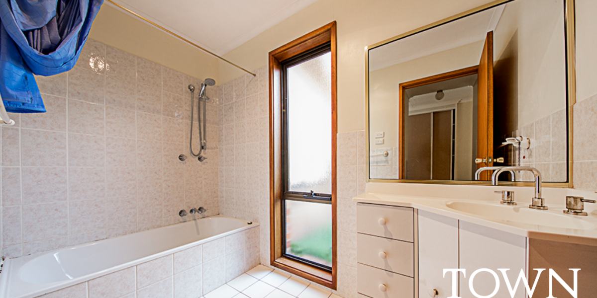 30 Salmond Street, CHIFLEY, ACT 2606 AUS