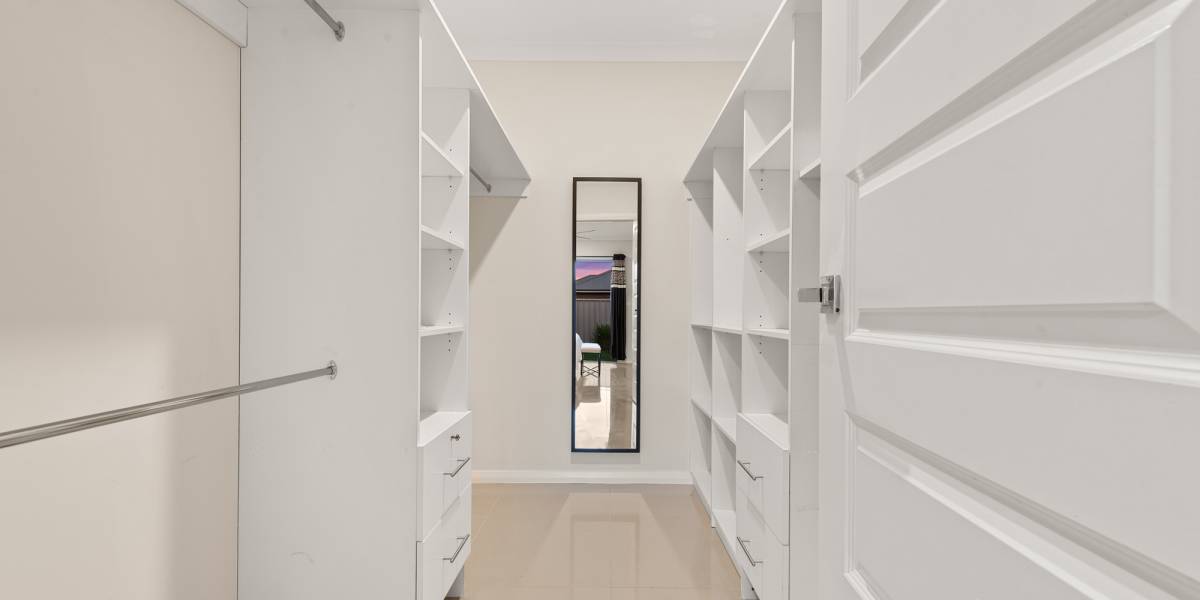 11 Dengate Crescent, MONCRIEFF, ACT 2914 AUS