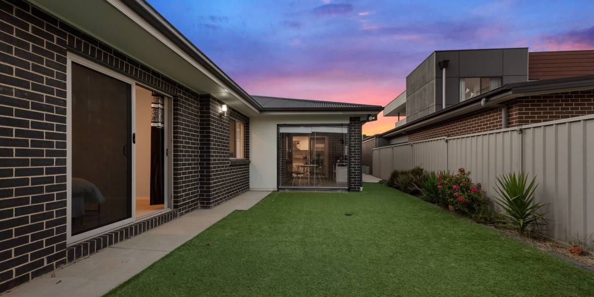 11 Dengate Crescent, MONCRIEFF, ACT 2914 AUS