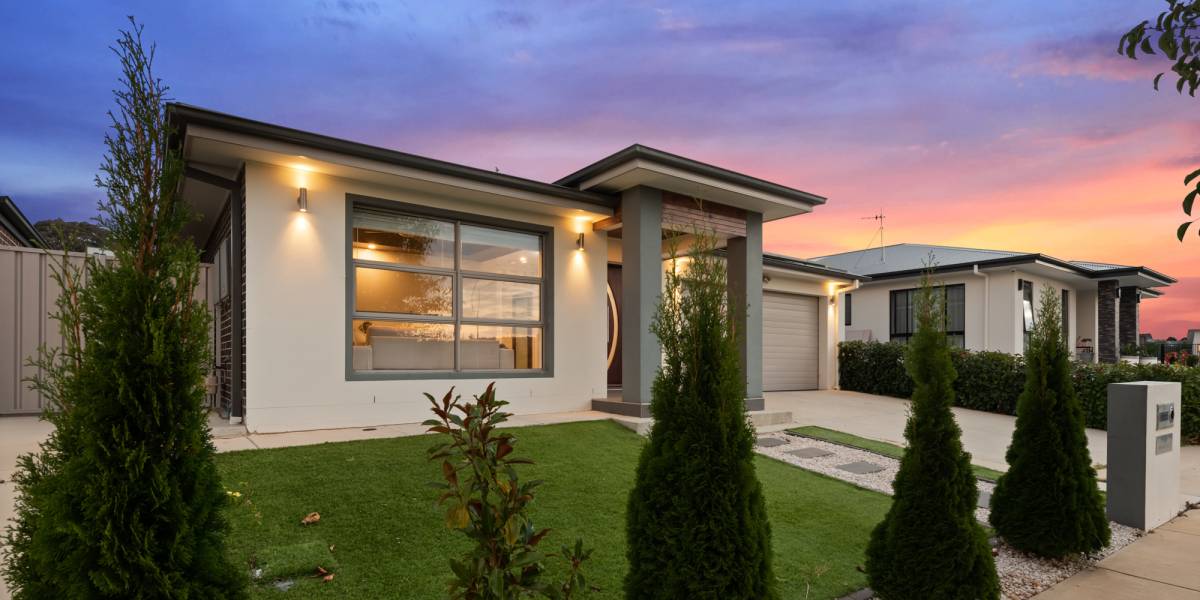 11 Dengate Crescent, MONCRIEFF, ACT 2914 AUS