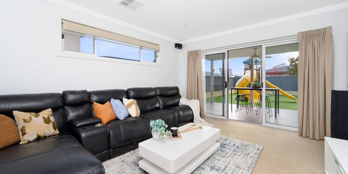 16 Yorston Street, COOMBS, ACT 2611 AUS