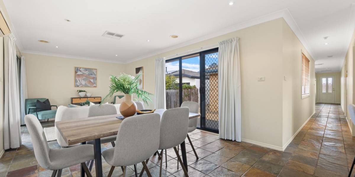 67 Delma View, GUNGAHLIN, ACT 2912 AUS