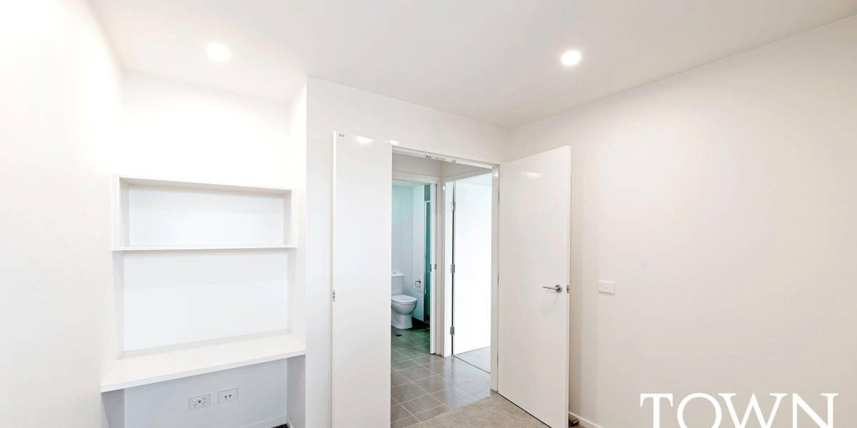 2/2 Hinder Street, GUNGAHLIN, ACT 2912 AUS