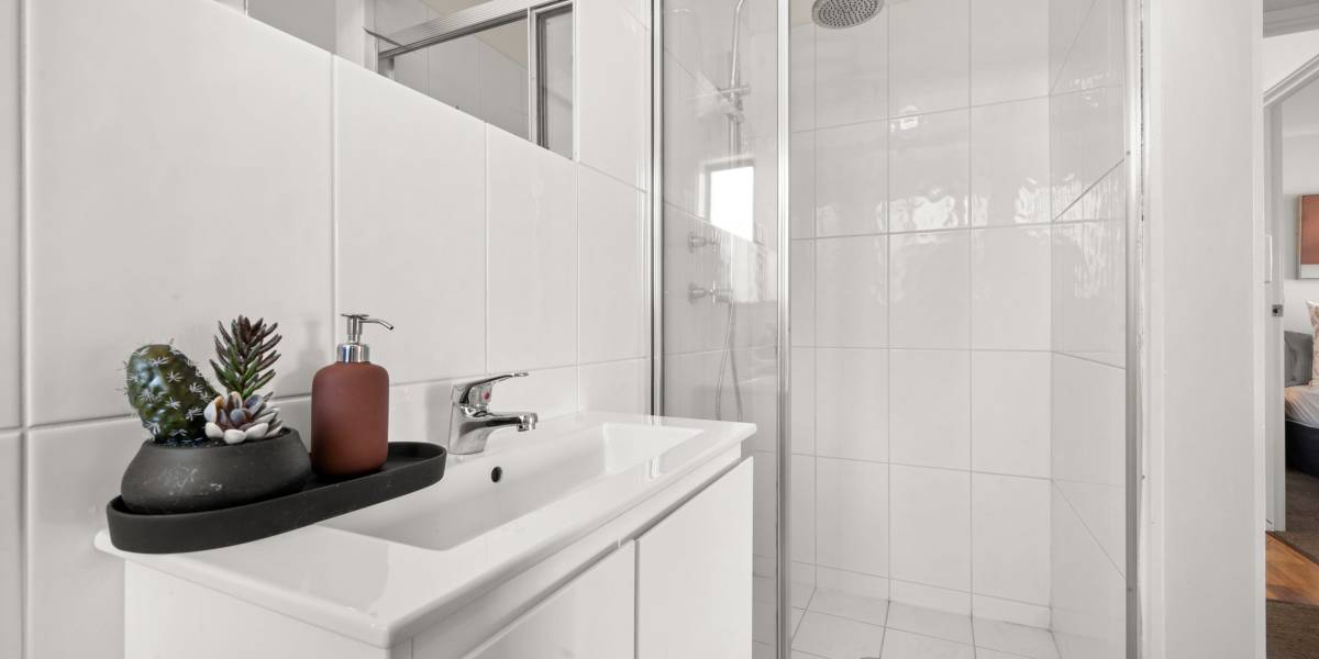 31 Kinchela Crescent, LATHAM, ACT 2615 AUS