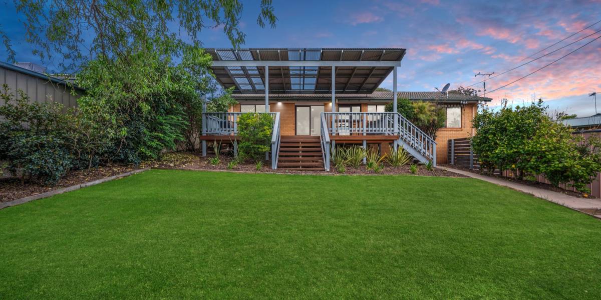31 Kinchela Crescent, LATHAM, ACT 2615 AUS