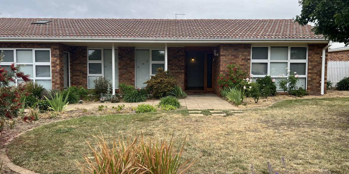 6 Hayden Close, FLOREY, ACT 2615 AUS
