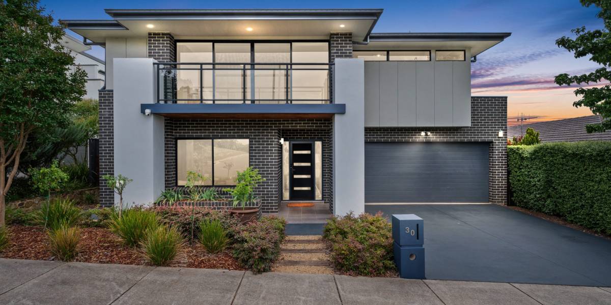 30 Alan Watt Crescent, CASEY, ACT 2913 AUS