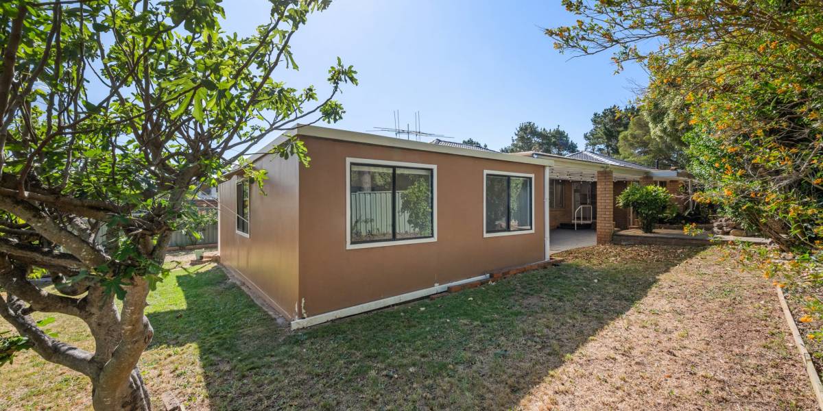 54 Chuculba Crescent, GIRALANG, ACT 2617 AUS